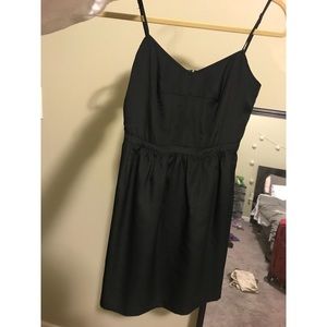 Classic black dress with pockets!!